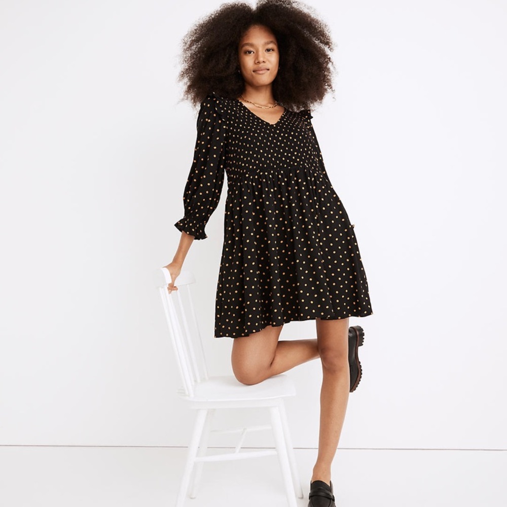 NWOT Madewell Lucie V-Neck Smocked Mini Dress in Oval Dot
